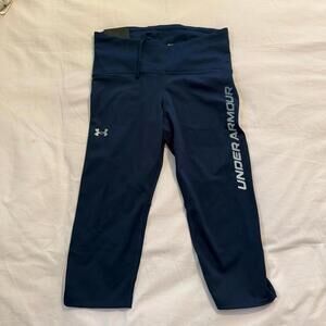 Under Armour Compression Mid Rise Capri Leggings